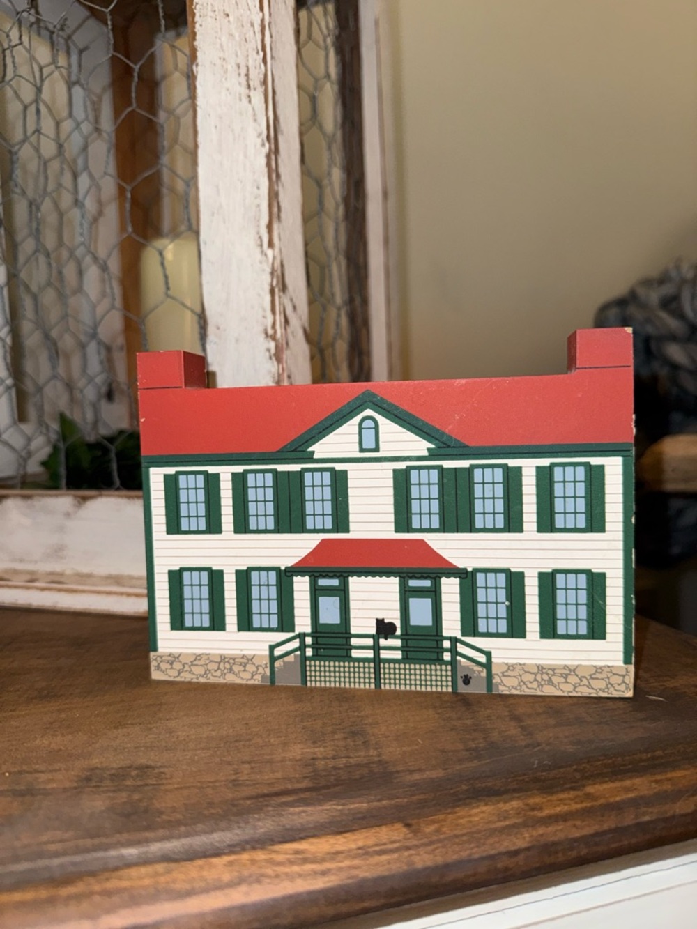 Decorative Wooden House Figurine in Red, Green, Cream